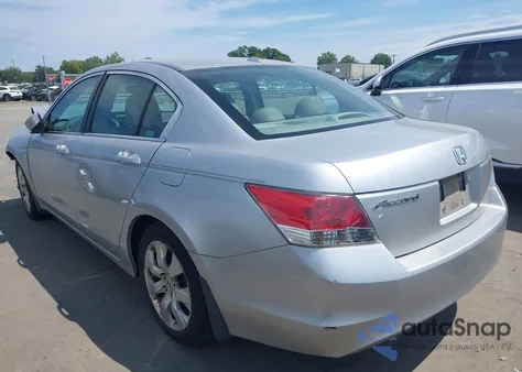 2009 Honda Accord 2.4 Ex-L z USA, uszkodzony, nr VIN 1HGCP26849A072667